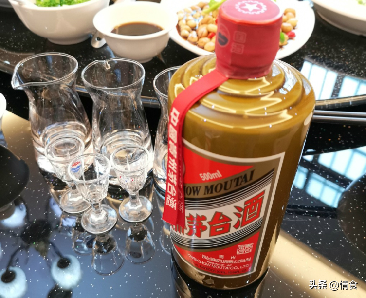 白酒开盖2年后还能喝吗（白酒开瓶后还能放多久） 第5张