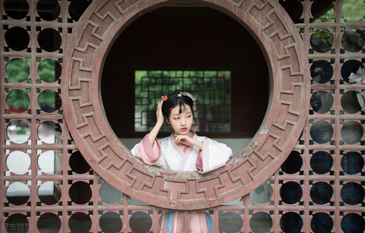 杏花村馆酒旗风赏析（古诗杏花村的诗鉴赏） 第3张