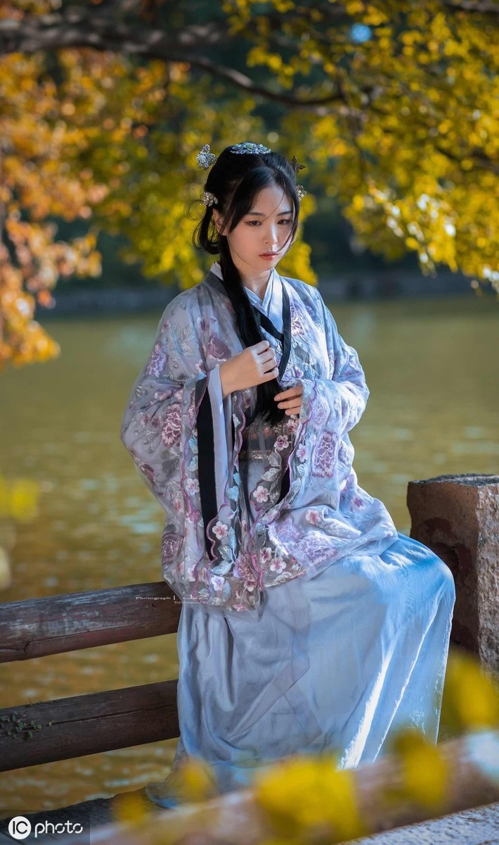庭院深深深几许的意思（形容自家小院惬意的句子） 第1张