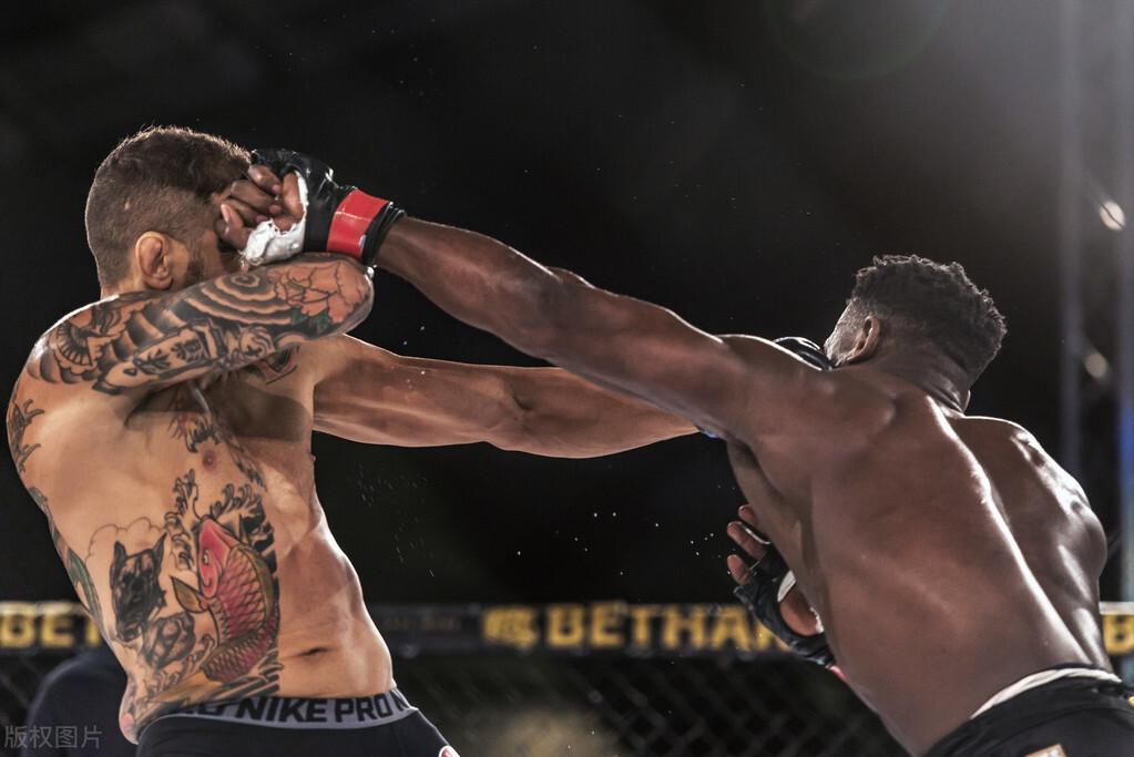 mma和ufc哪个含金量高（MMA和UFC的区别） 第1张