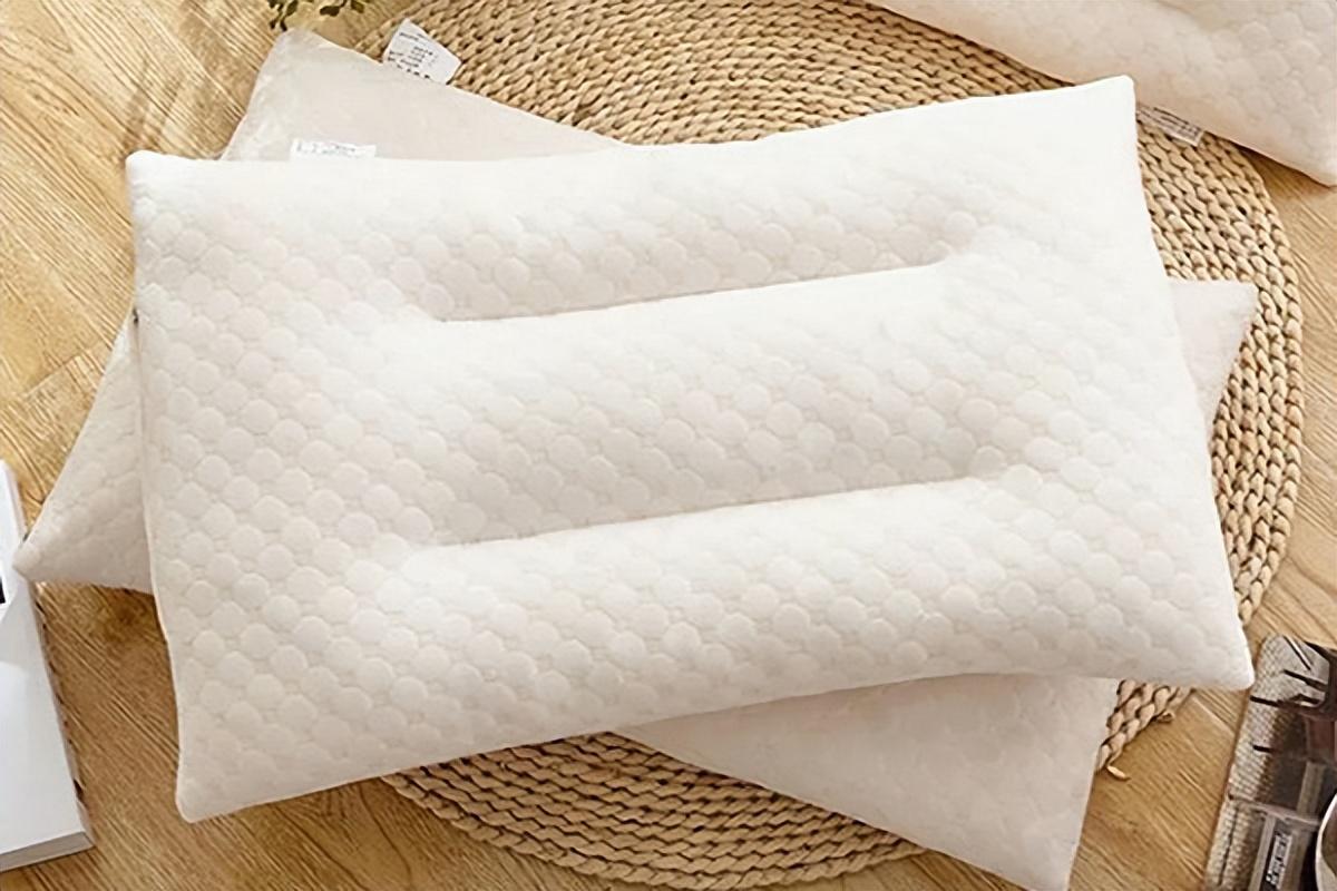 睡眠枕头排名前十名（乳胶抱枕品牌排行榜10强） 第7张