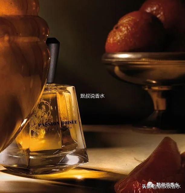 十大公认最好闻的男士香水（2022最受欢迎的10款香水） 第3张