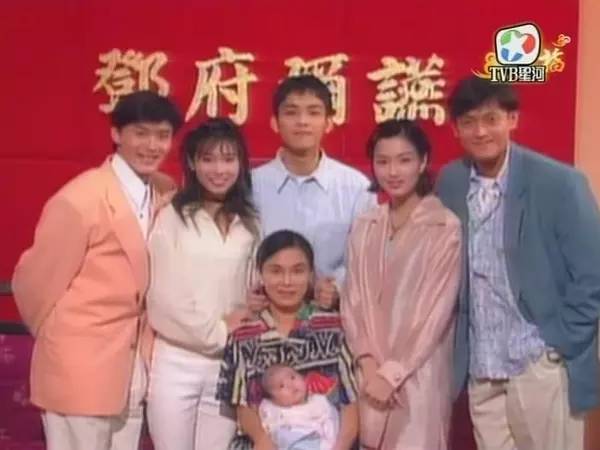 香港50部经典电视剧（tvb最好看的五十部港片） 第17张