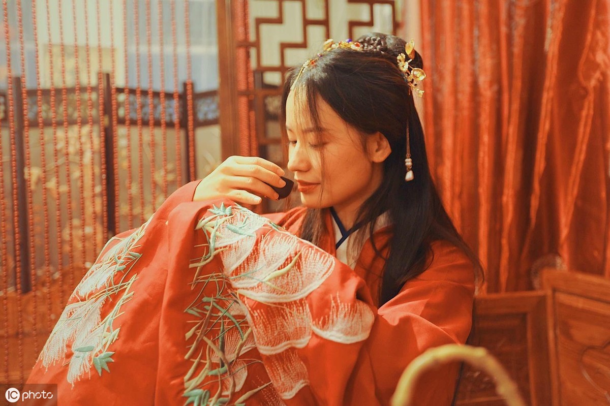 浣溪沙李清照翻译（作浣溪沙全诗内容和解释） 第3张