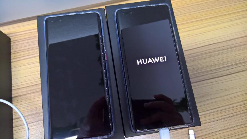 mate40pro+ mate40pro 区别（华为Mate40 Pro+ 和pro版对比） 第5张