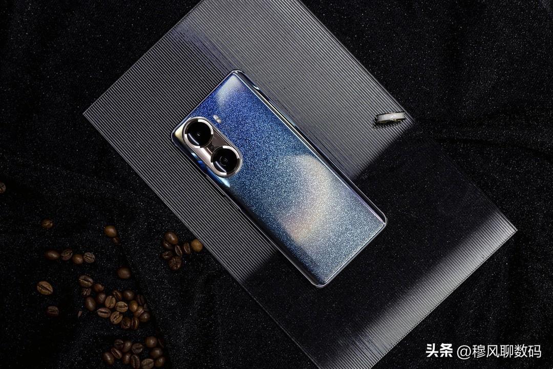 荣耀60处理器怎么样（荣耀60 8+256G 降价不到一千元） 第1张