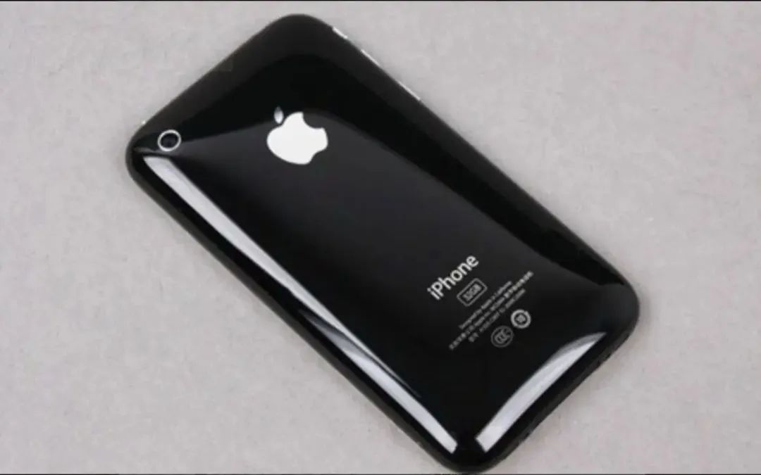 苹果7什么时候上市的（历代 iPhone 发售价统计） 第3张