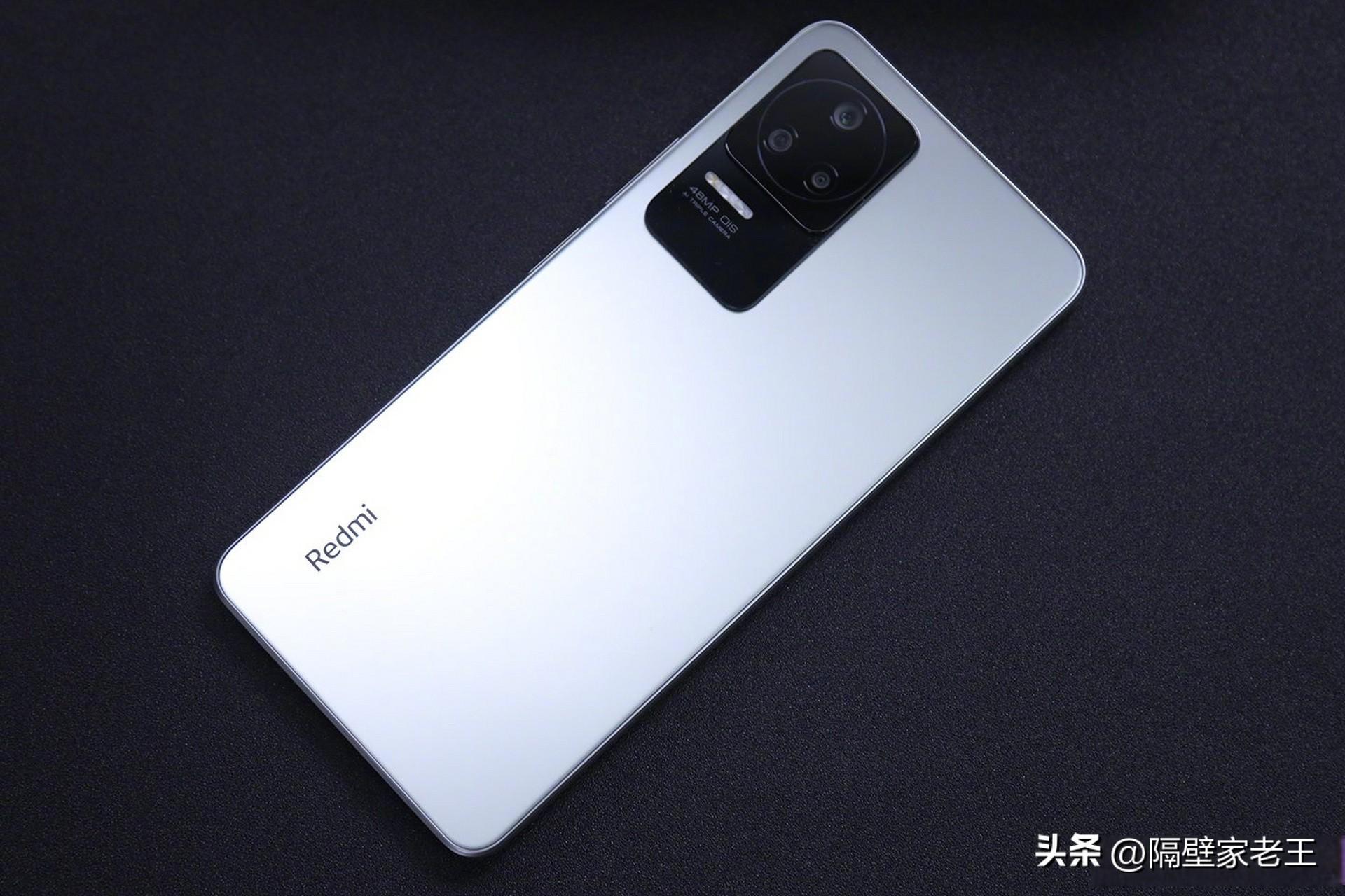 022年一千元左右最好的手机（2022这三款性价比超高的千元机）"