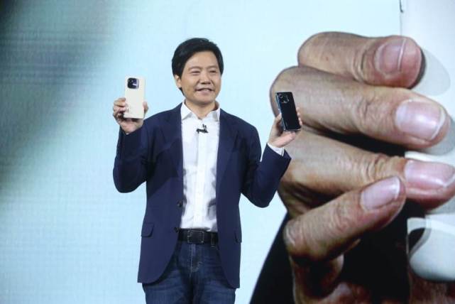 一加9pro严重缺点（一加9 Pro对比小米11 Pro，缺点很明显） 第1张