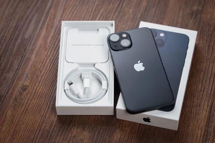 iphone13mini和12mini选哪个（iPhone 13 mini与12 mini购机建议） 第1张