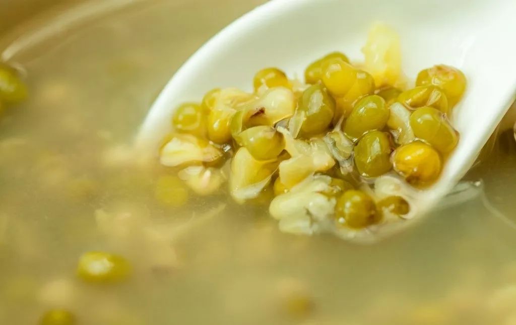 “绿豆汤”除了能解暑降温，还有哪些好处？怎么做才更好吃 第3张