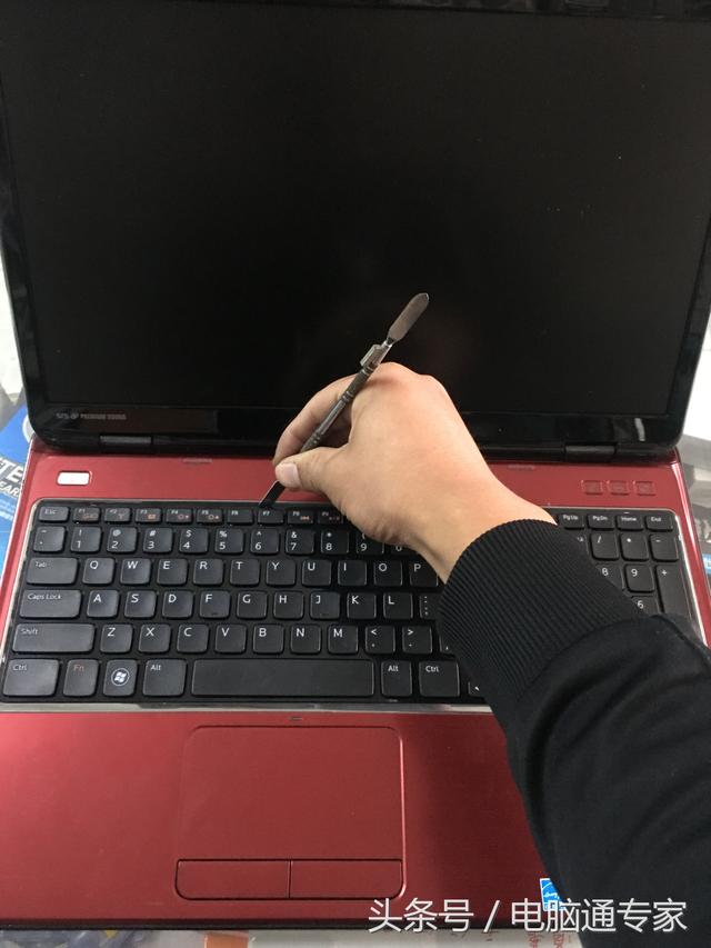 笔记本自带键盘坏了可以修吗（华为d14有键盘灯吗） 第3张