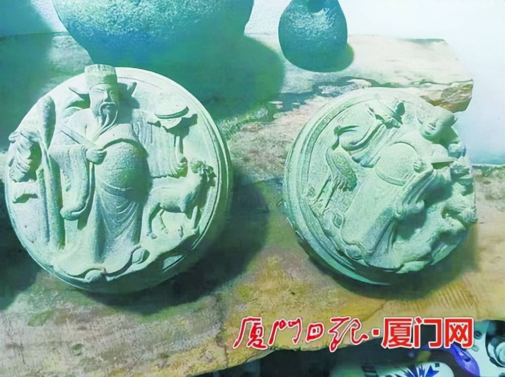 倒卖国家三级文物，买卖双方均获刑 第1张