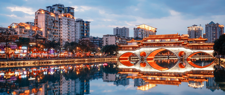 全国十大热门旅游城市 2022十大旅游城市排名 第7张