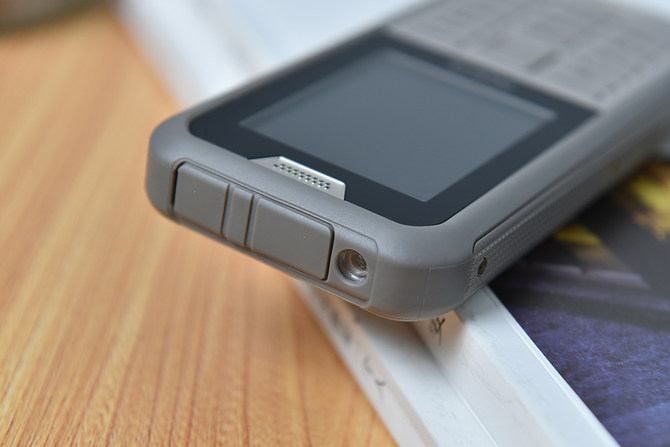 耐用更实用的户外新选择 三防手机 nokia 800评测 第13张