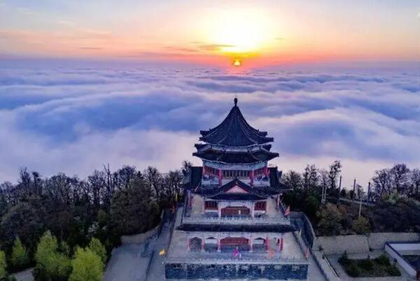 甘肃必去的十大景点,甘肃值得去的旅游景点排名前十 第9张