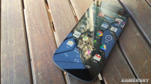 双屏手机YotaPhone 2评测：不仅仅是噱头 第3张
