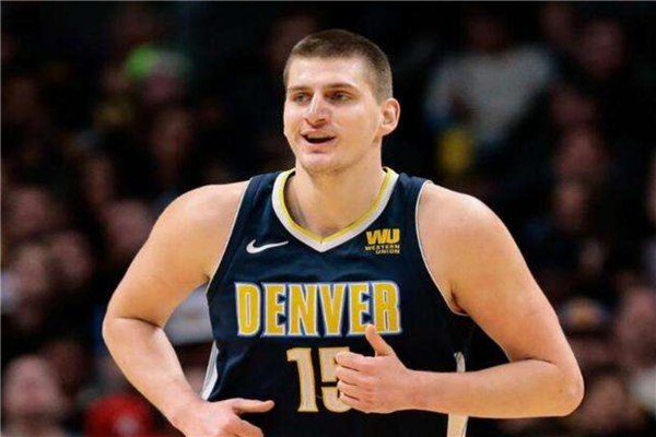 NBA十大外籍球员 卢卡·东契奇和姚明上榜 第3张