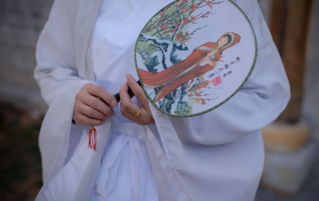 看淡爱情的古诗短句（唯美伤情的8首爱情诗） 第9张