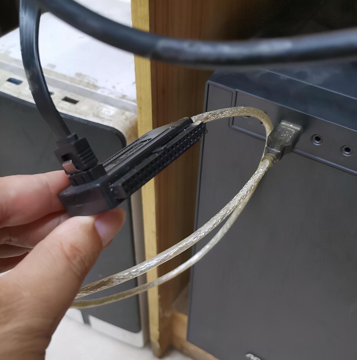 scsi硬盘怎么转usb（硬盘做成移动硬盘的步骤） 第5张