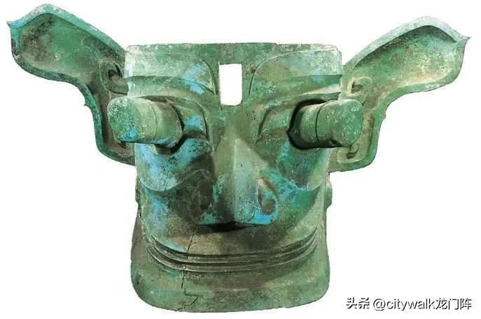 三星堆令人恐怖的七张照片（盘点三星堆出土的诡异物品） 第3张