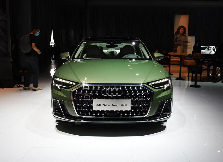 奥迪A8L2022款最新款价格（82万元起售，新款A8L新增2.0T车型） 第1张