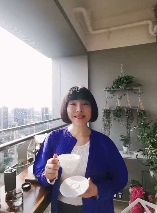 歌手陈红个人资料（54岁歌手陈红近照大变脸） 第33张