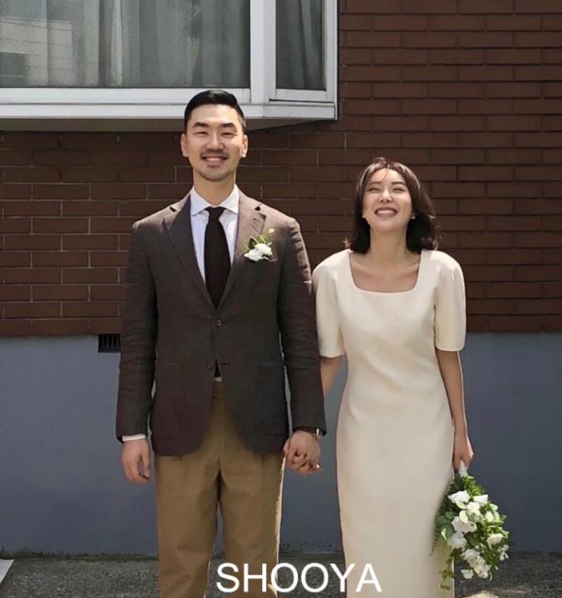 结婚穿婚纱里面下身穿什么（穿婚纱下身搭配方案介绍） 第3张
