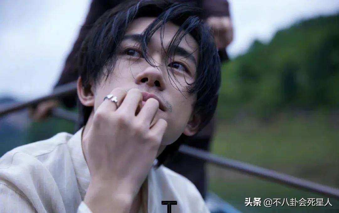 易烊千玺事件是怎么回事（起底易烊千玺编制事件被喷始末） 第19张