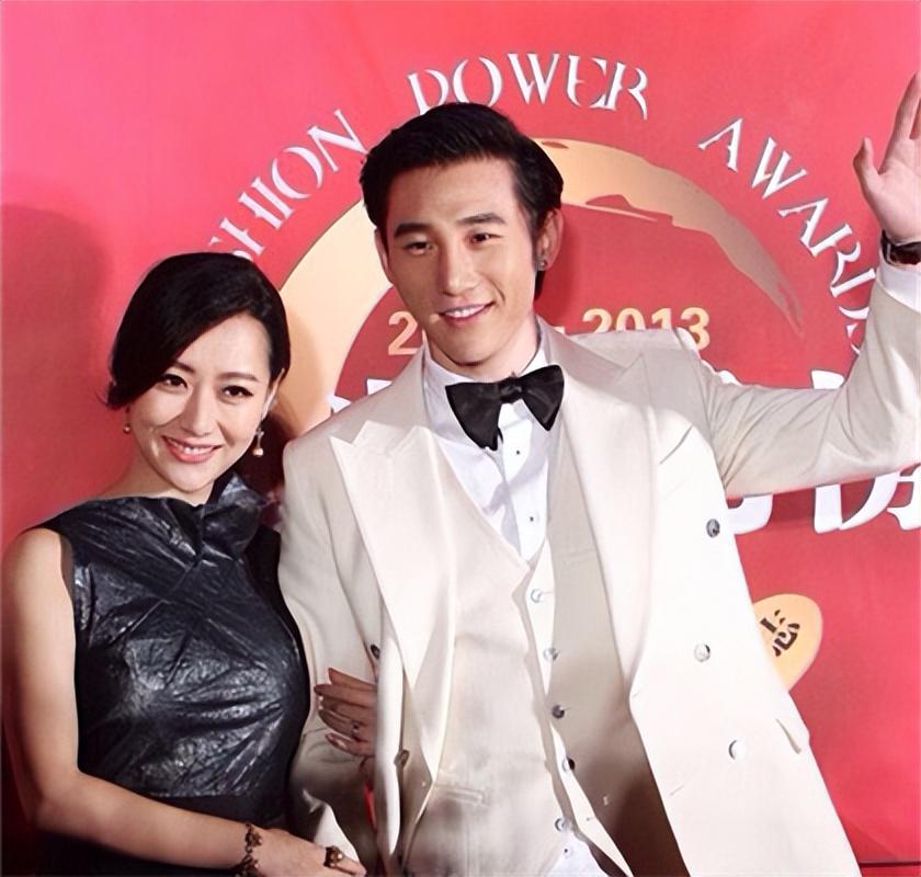 白冰个人资料简介（闪婚小三岁男模，离婚后独自带娃） 第15张