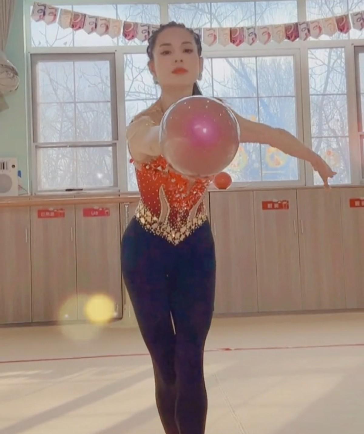 李若彤个人简介（如今55岁一个人生活） 第49张