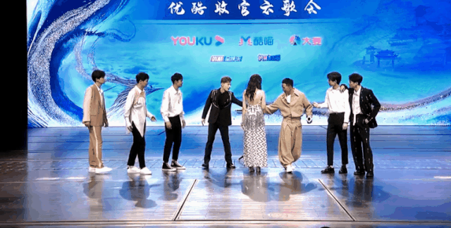 袁冰妍成毅醉酒事件是这么回事？附：事情详细的来龙去脉 第27张