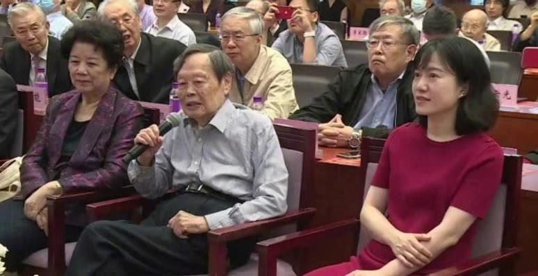 翁帆个人资料简历（安安稳稳地照顾了杨振宁十八年） 第39张
