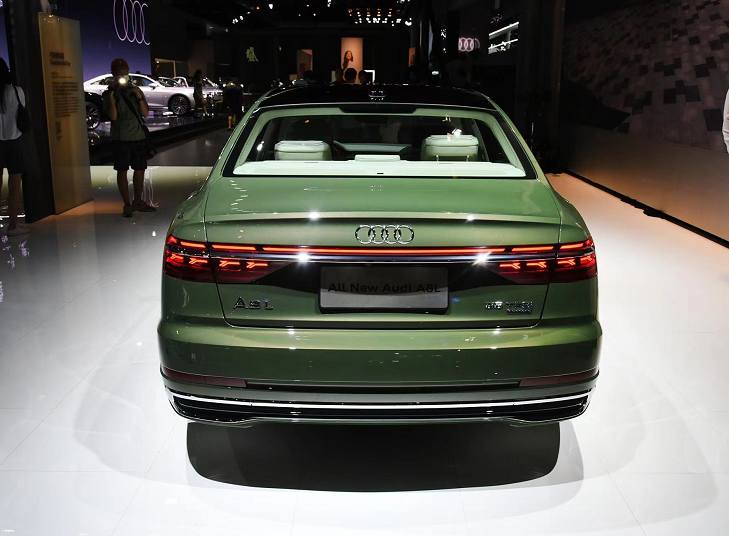 奥迪A8L2022款最新款价格（82万元起售，新款A8L新增2.0T车型） 第7张