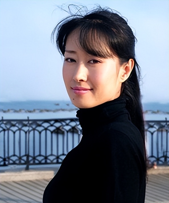 七年婚姻的泪与痛，与前夫离婚后，刘敏涛活出了属于她的独特精彩 第57张