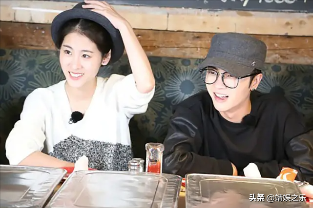 华晨宇结婚了吗妻子是谁（网传华晨宇隐婚生子老婆是张碧晨） 第3张