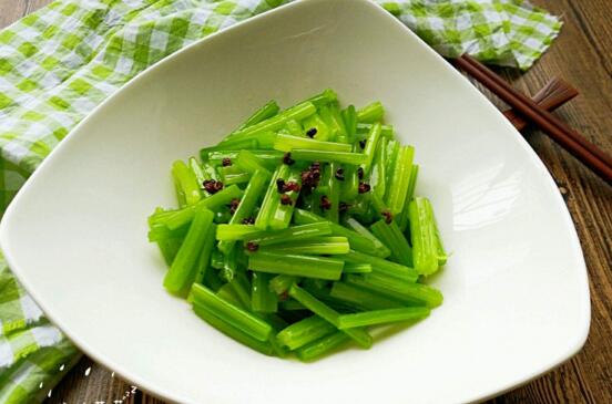 盘点十种适合夏季吃的菜，海带、萝卜和黄瓜居前三 第7张