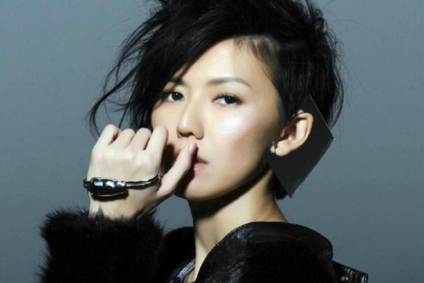 2021最好听治愈歌曲top10,十大治愈系歌曲推荐 第13张