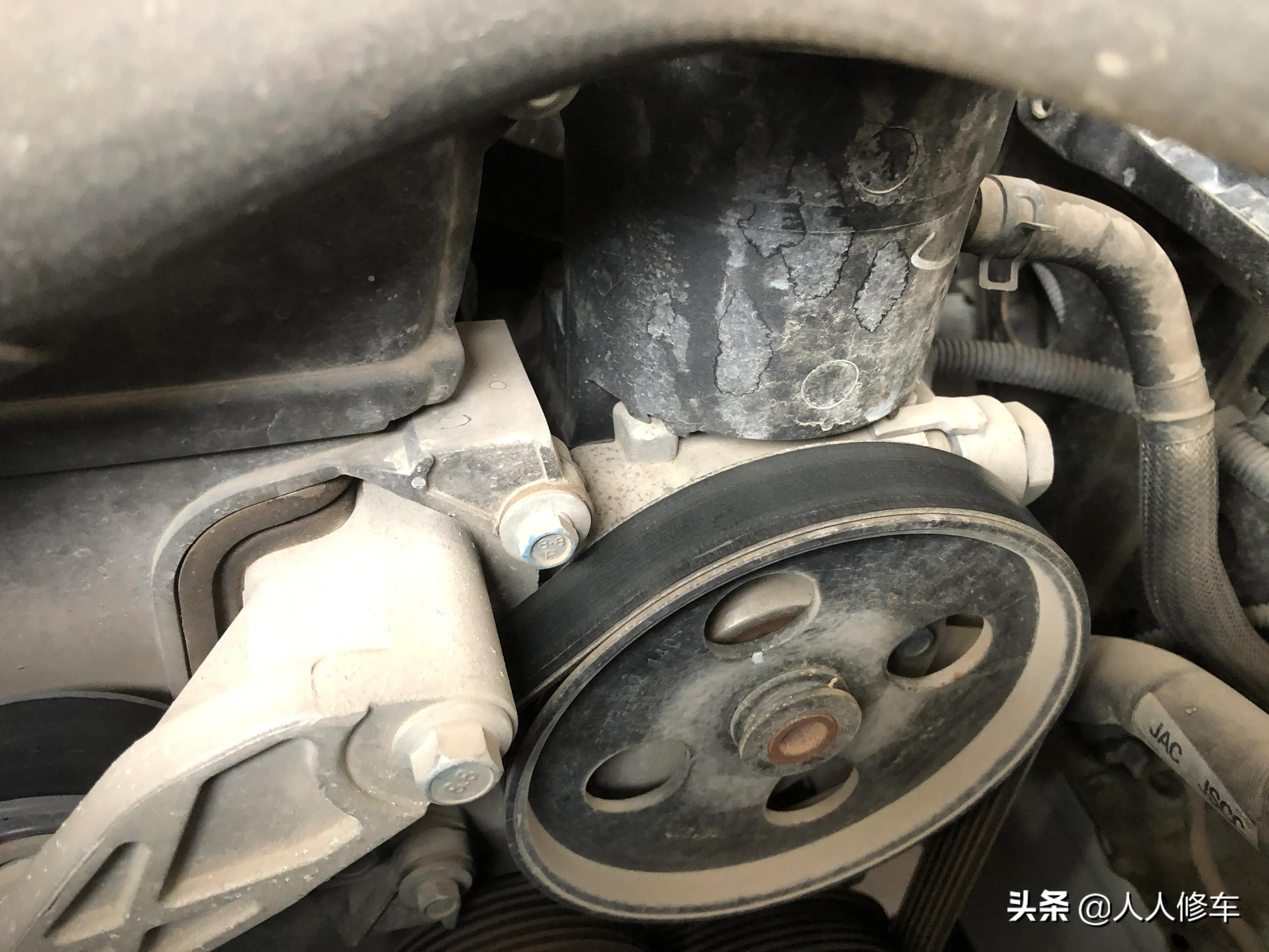 汽车噪音大是什么原因大怎么解决（车内噪音大解决方法） 第1张