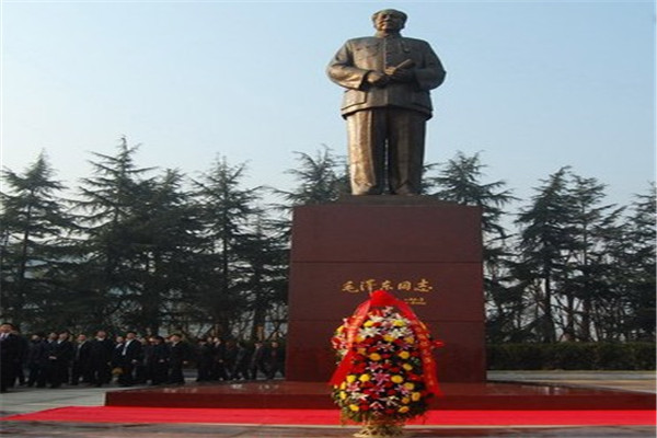 红色旅游景点有哪些,中国十大红色旅游景区 第1张