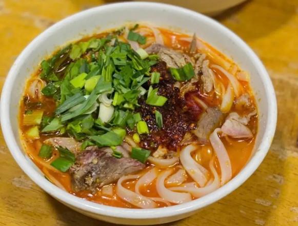 遵义最有名的八大特色美食：羊肉粉居首，你吃过几样？ 第1张
