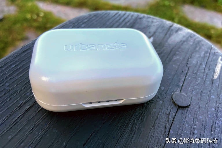 爱班London评测：同为北欧品牌，为何跟B&O差距那么大呢 第3张