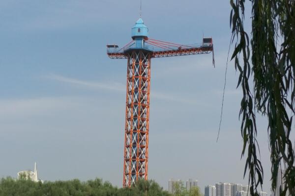 中国十大蹦极点排行榜 澳门塔蹦极上榜,宜昌三峡蹦极排名第二 第17张