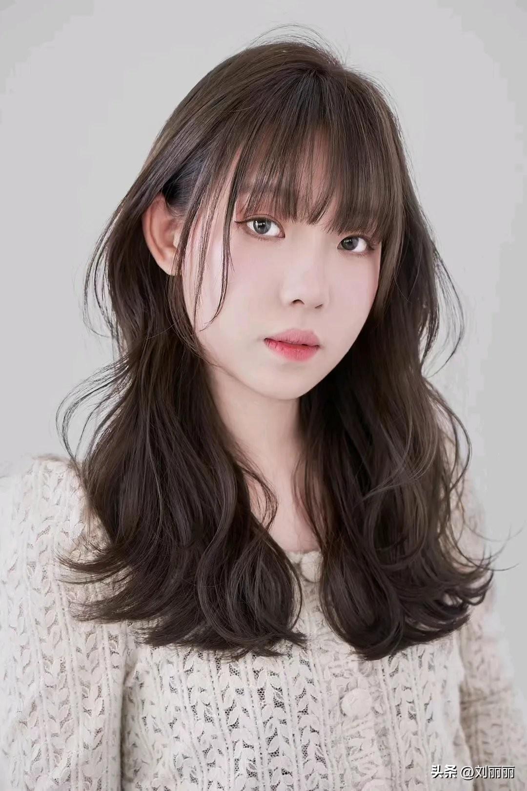 短发发型女2023最新款图片大全（女生热门精致的短发推荐） 第25张