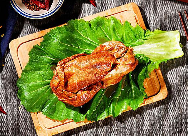 中国8种最有名的烧鸡，道口烧鸡和德州扒鸡居前两位 第1张