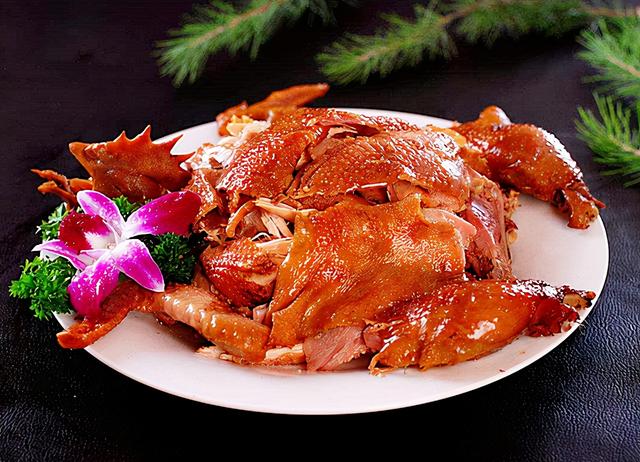 中国8种最有名的烧鸡，道口烧鸡和德州扒鸡居前两位 第5张