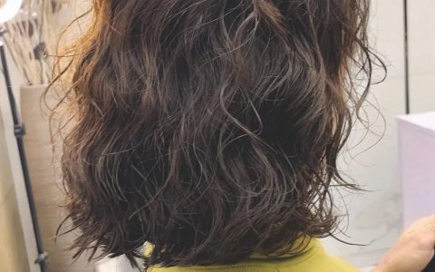 短发发型女2023最新款图片大全（女生热门精致的短发推荐）