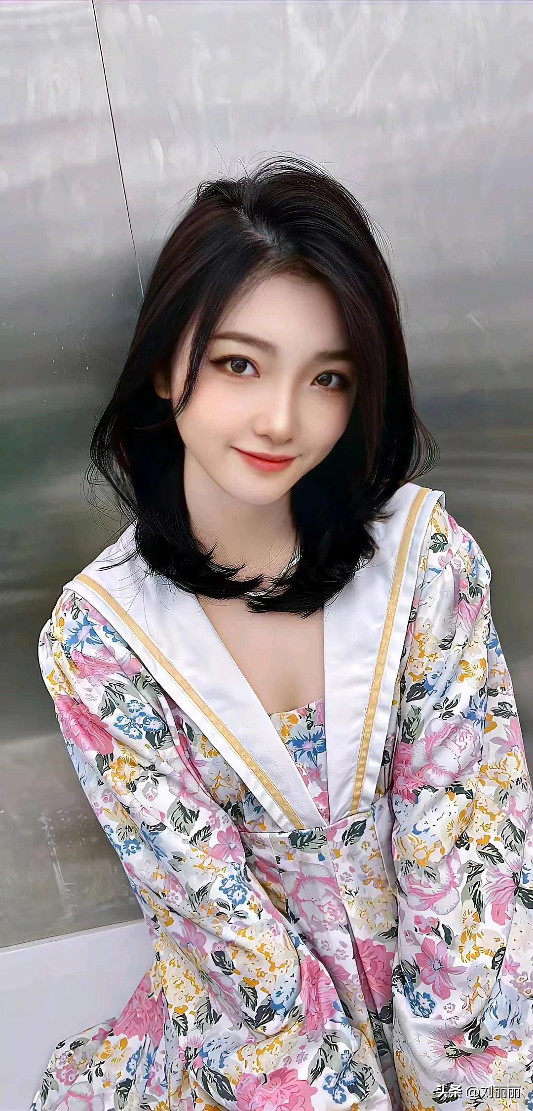 短发发型女2023最新款图片大全（女生热门精致的短发推荐） 第11张
