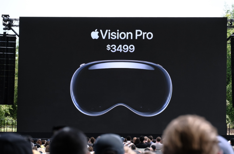 苹果 Vision Pro 增强现实头显全球正式发布，起售价 3499 美元 第15张