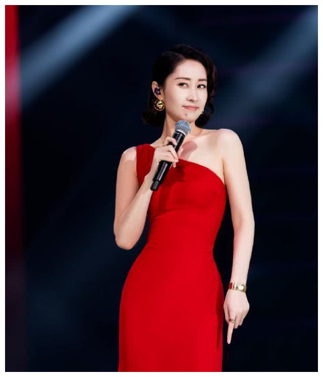 七年婚姻的泪与痛，与前夫离婚后，刘敏涛活出了属于她的独特精彩 第33张